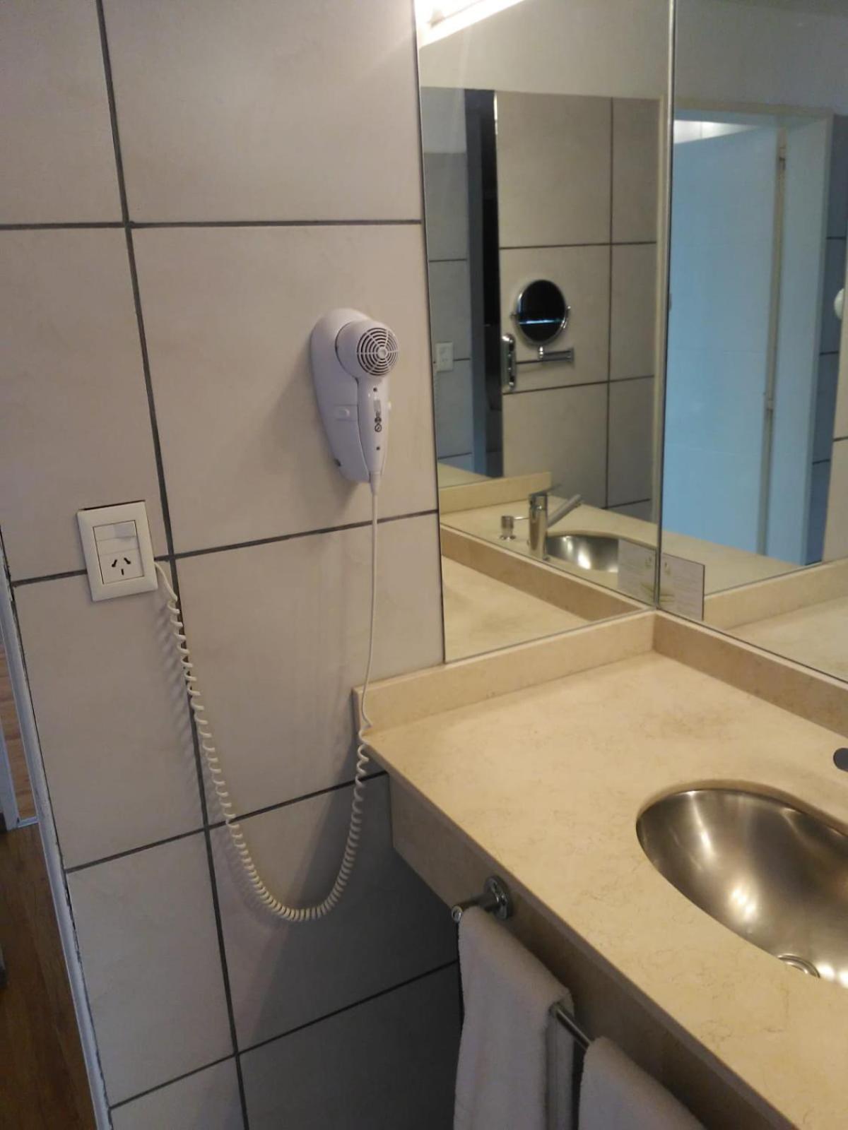 Global Hotel Centenario Ngoại thất bức ảnh